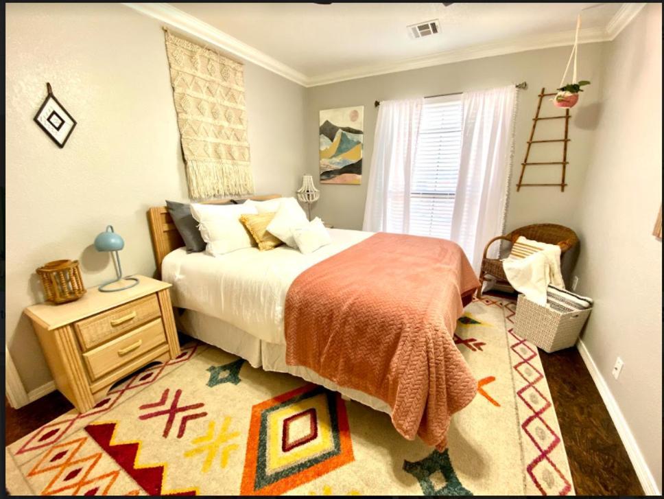 Private Bedroom Suite - Communal House Near Integris Oklahoma City Exterior foto