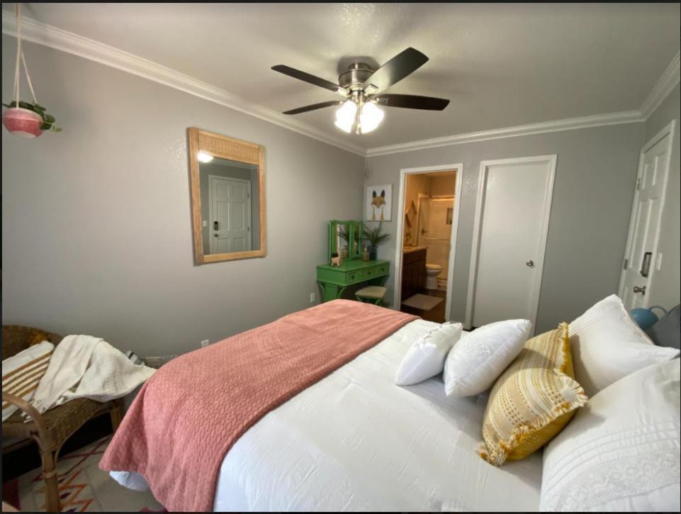 Private Bedroom Suite - Communal House Near Integris Oklahoma City Exterior foto