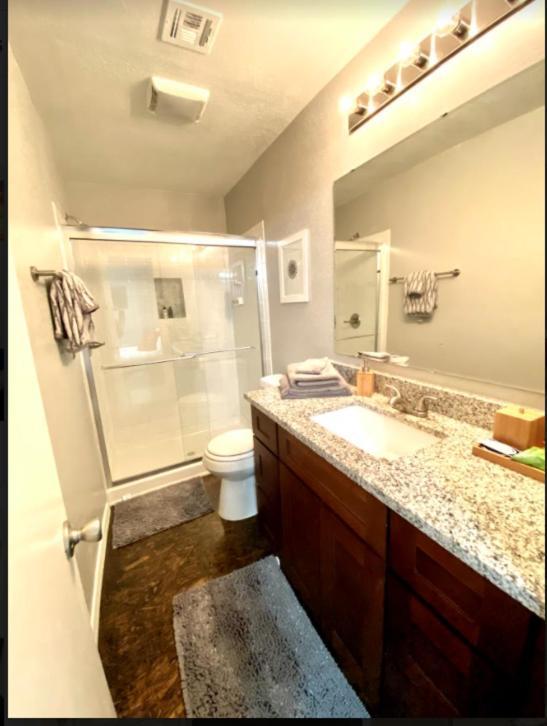 Private Bedroom Suite - Communal House Near Integris Oklahoma City Exterior foto