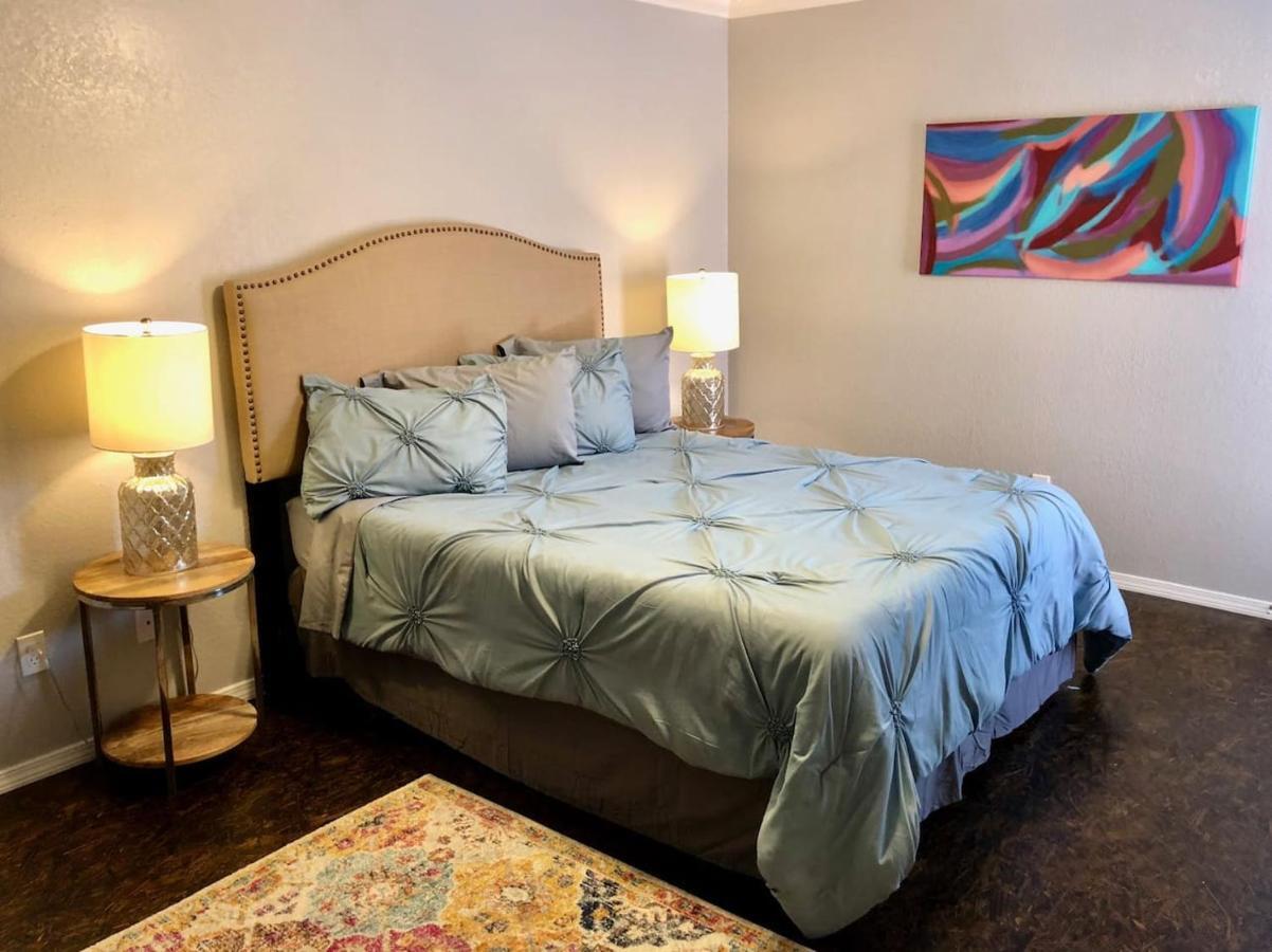 Private Bedroom Suite - Communal House Near Integris Oklahoma City Exterior foto
